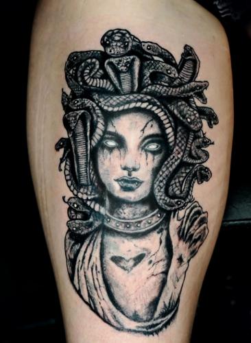 medusa-tattoo-art-by-fred